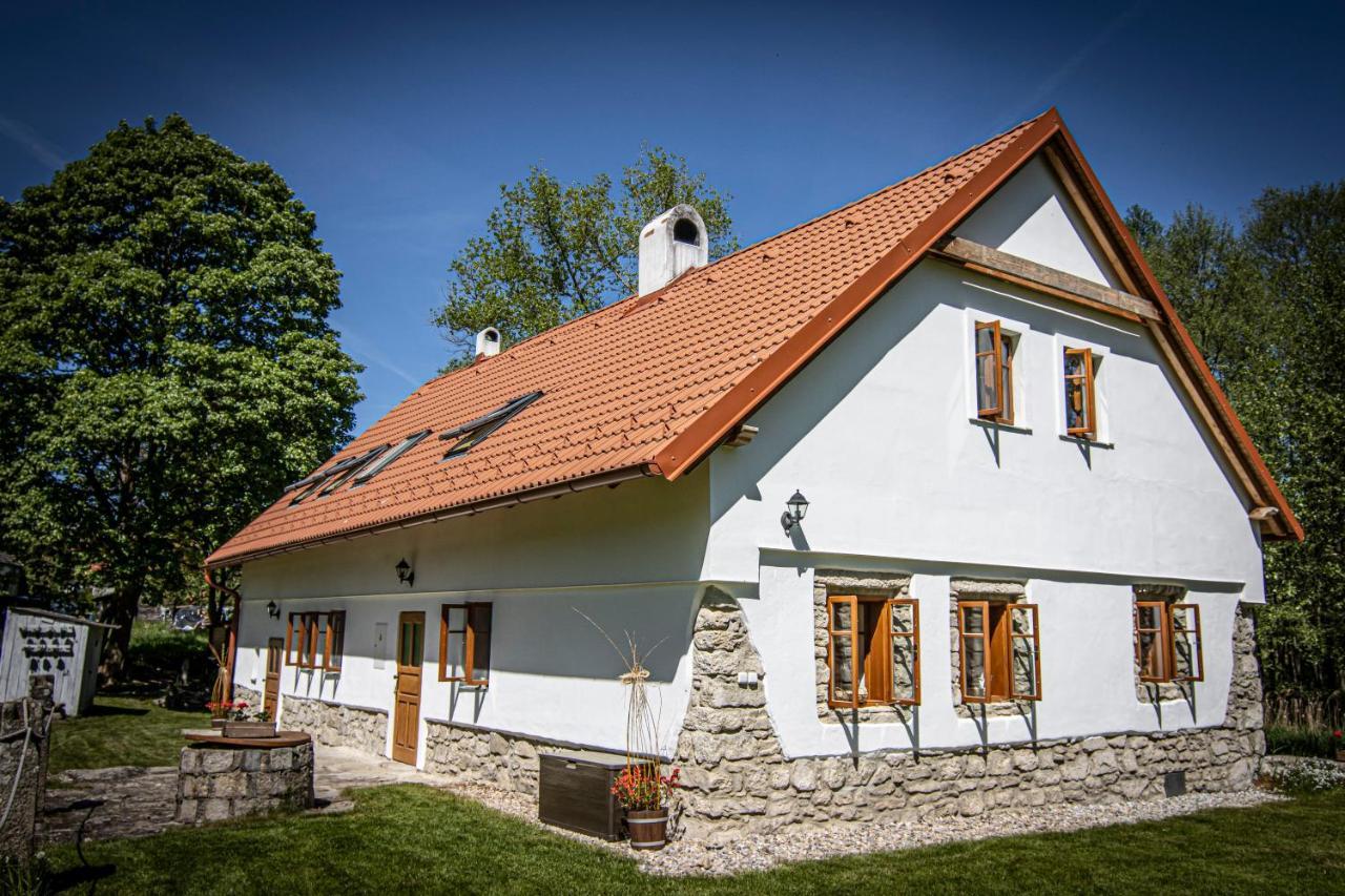 Chalupa Novy Vojirov Cp. 27 Nová Bystřice Buitenkant foto